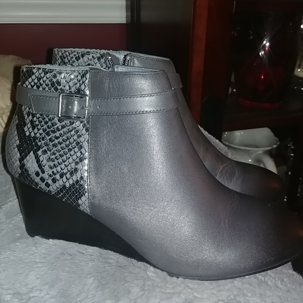 Vionic snakeskin ankle booties